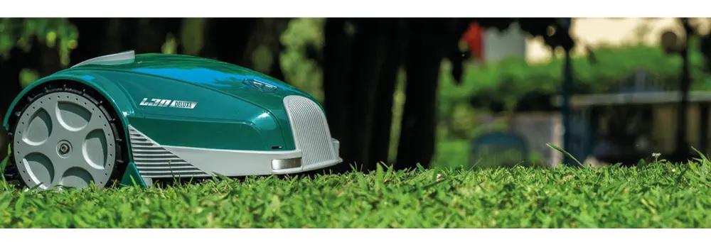 ambrogio-l30-deluxe-robot-lawn-mower-3.jpg
